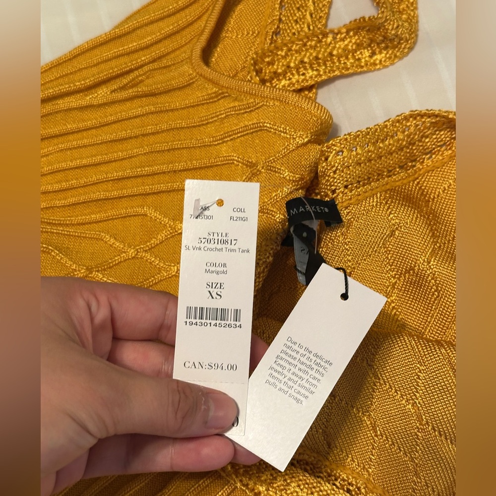 NWT White House Black Market V Neck Crochet Trim Tank in Marigold - Picture 4 of 10